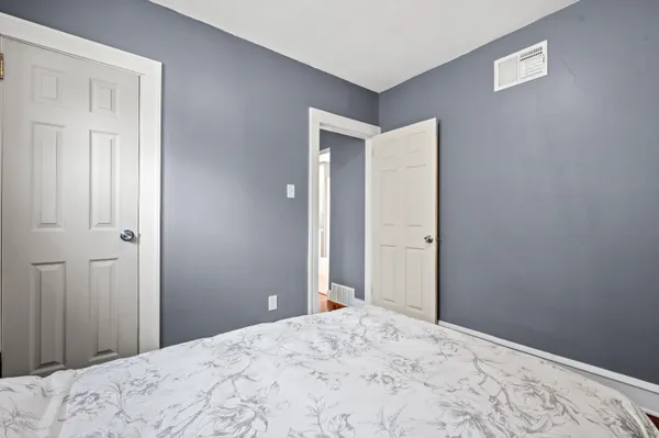 $279,900 | 6706 West Chambers Street, Milwaukee, WI 53210