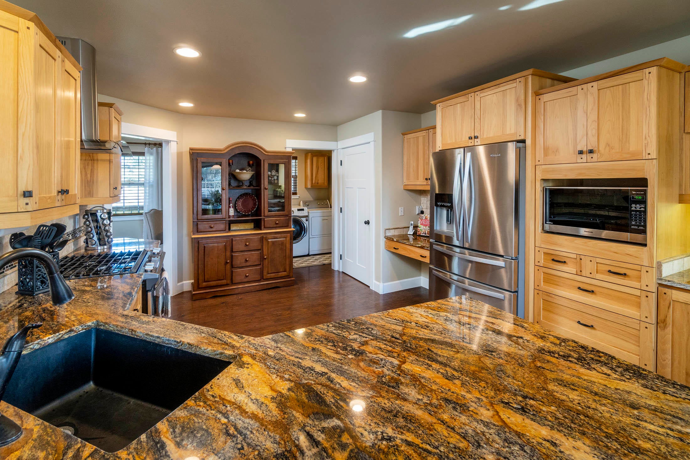 60898 Raintree Court Bend, OR 97702 - Photo 7 of 25 60898 Raintree Dr_0062 copy