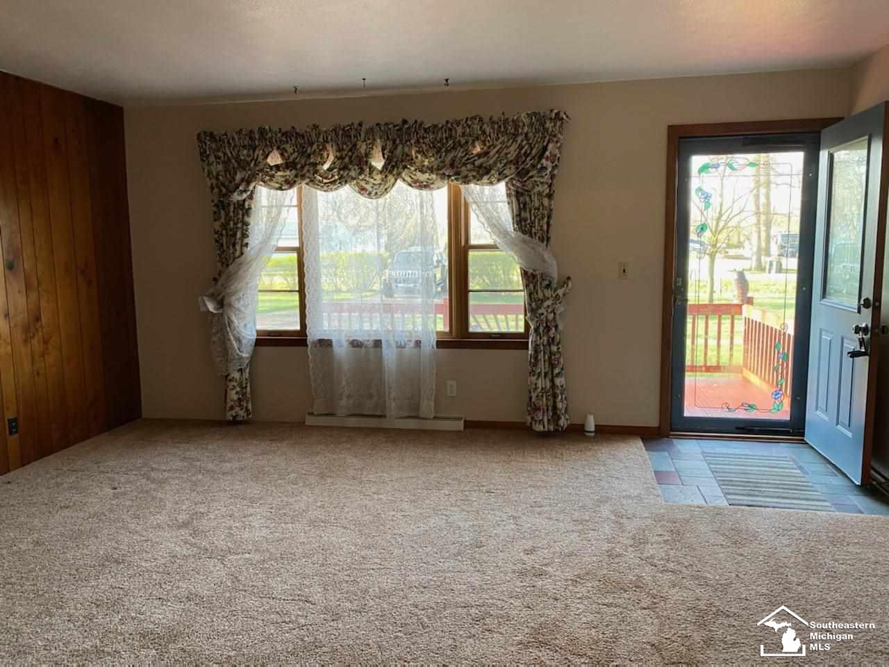 68 West Sub Station Road Temperance, MI 48182 - Photo 4 of 10