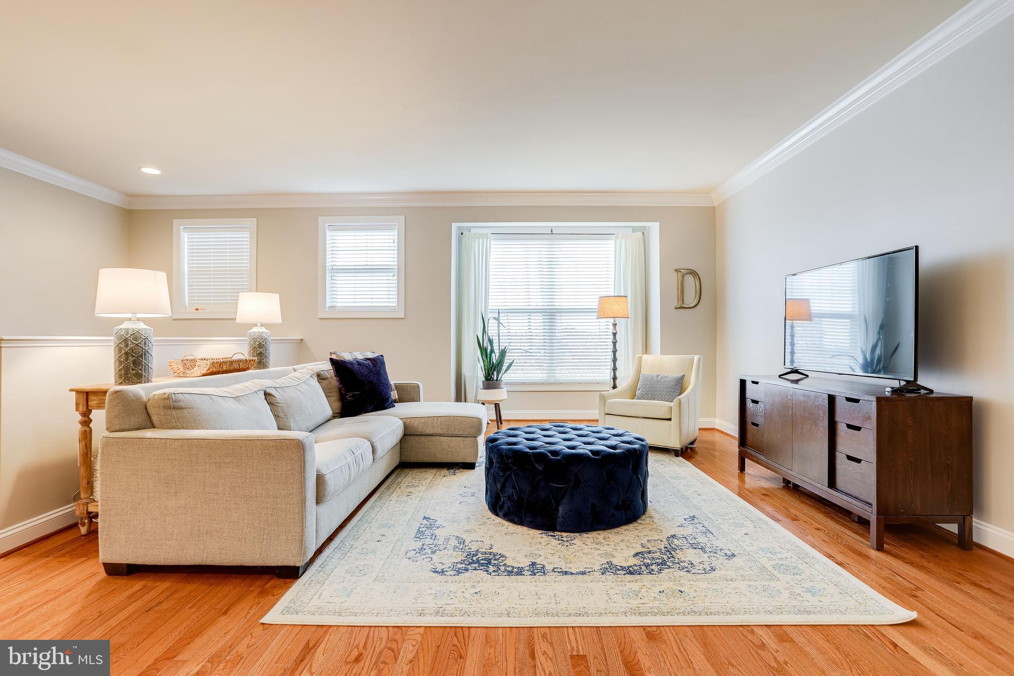 43370 Old Ryan Road Ashburn, VA 20148 - Photo 3 of 70 Gallery Image 3