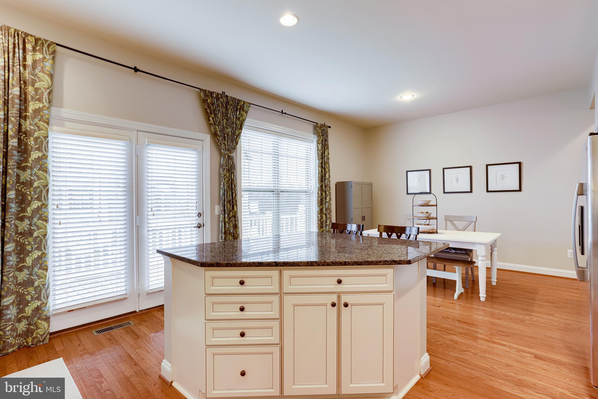 43370 Old Ryan Road Ashburn, VA 20148 - Photo 33 of 70 Gallery Image 33