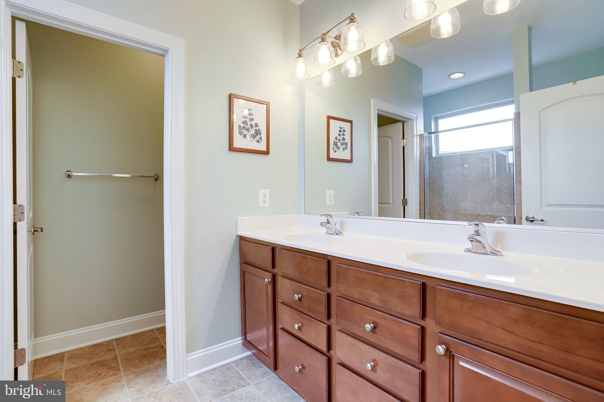 43370 Old Ryan Road Ashburn, VA 20148 - Photo 45 of 70 Gallery Image 45