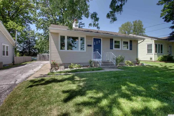 $169,900 | 1126 South 16th Street, Quincy, IL 62301