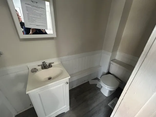 $2,500 | 12-24 D Street, Unit 14, Whitinsville, MA 01588