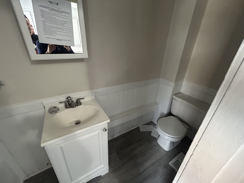 12-24 D Street, Unit 14 Whitinsville, MA 01588 - Photo 14 of 21