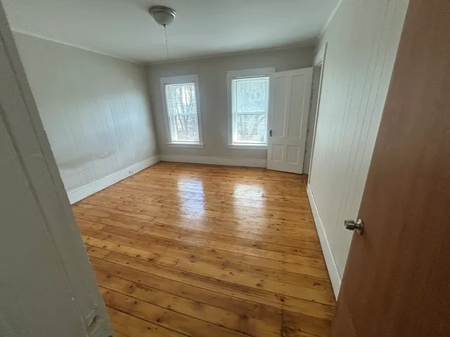 $2,500 | 12-24 D Street, Unit 14, Whitinsville, MA 01588