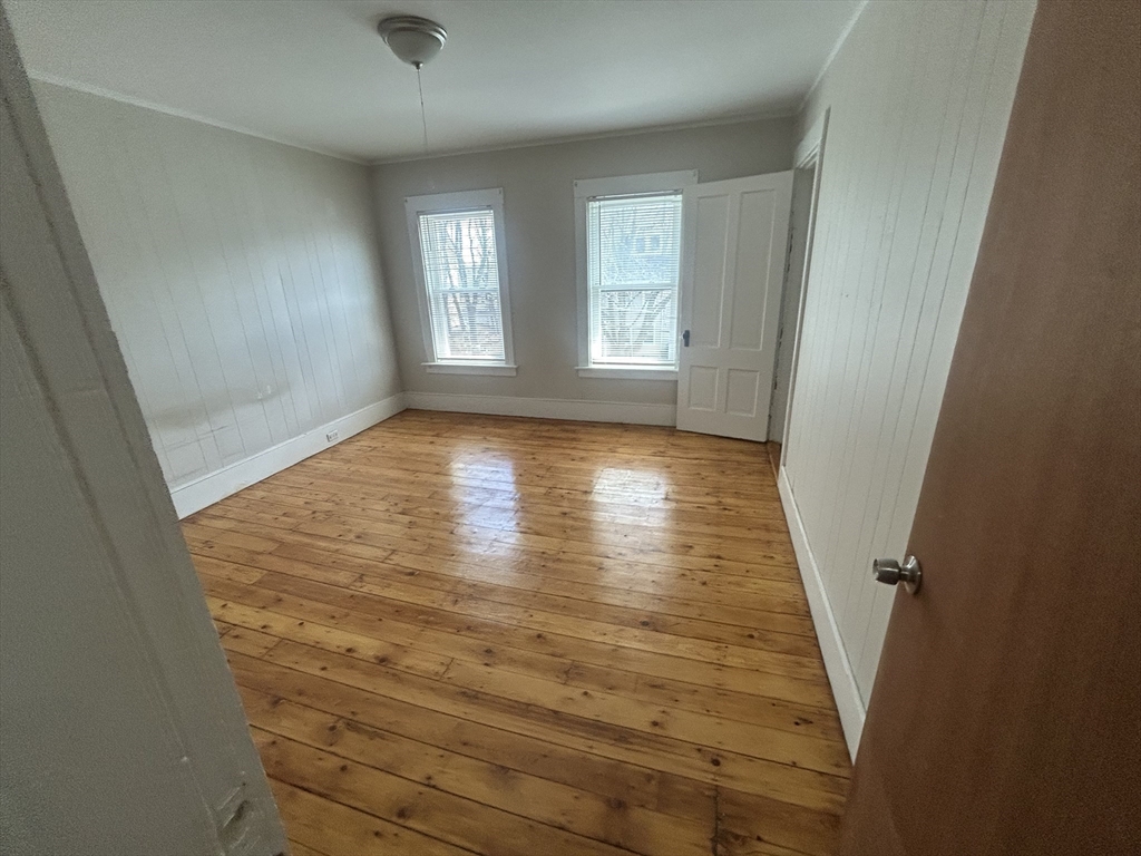 12-24 D Street, Unit 14 Whitinsville, MA 01588 - Photo 7 of 21