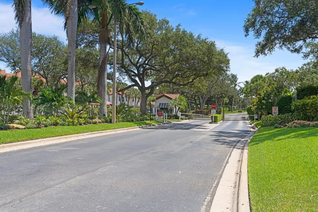 $9,700 | 2339 Treasure Isle Drive, Unit 43, Palm Beach Gardens, FL 33410