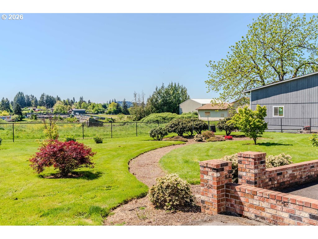 17820 Southeast Emi Street Damascus, OR 97015 - Photo 11 of 47