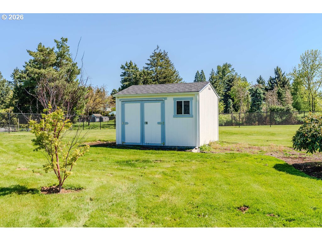 17820 Southeast Emi Street Damascus, OR 97015 - Photo 13 of 47