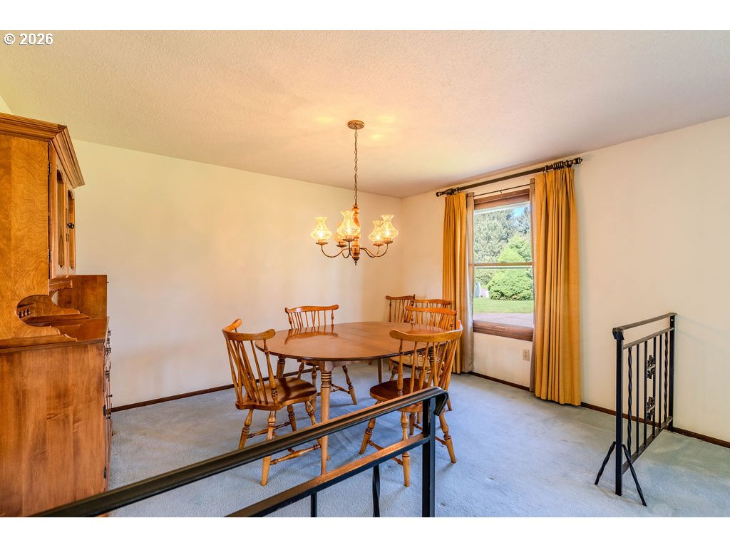 17820 Southeast Emi Street Damascus, OR 97015 - Photo 34 of 47
