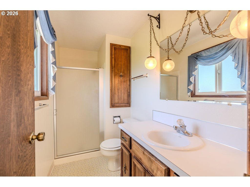 17820 Southeast Emi Street Damascus, OR 97015 - Photo 43 of 47