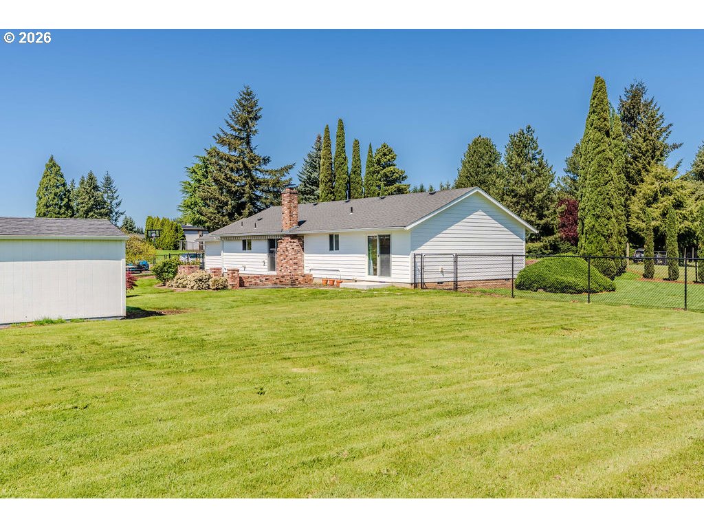 17820 Southeast Emi Street Damascus, OR 97015 - Photo 8 of 47