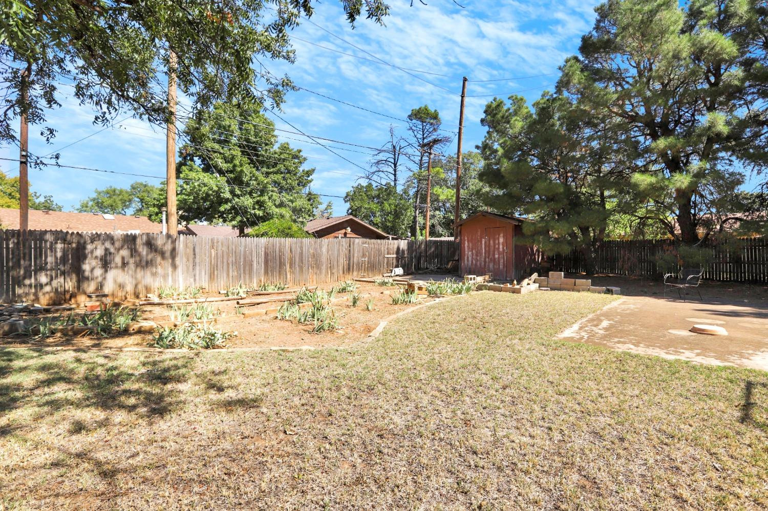 2902 68th Street Lubbock, TX 79413 - Photo 25 of 27 Photo 25