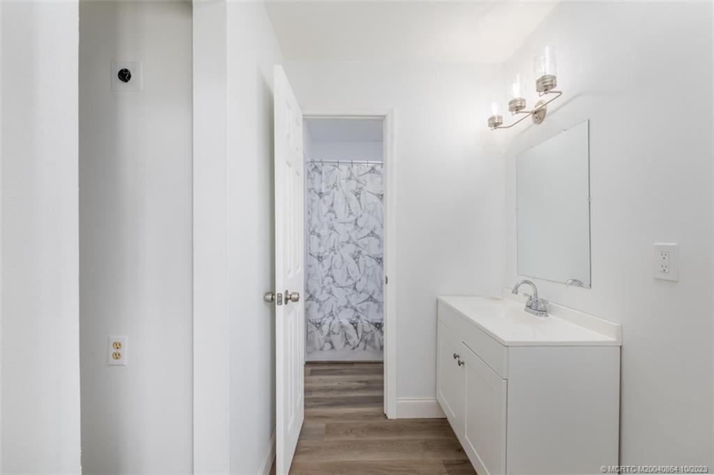 800 Northwest Fork Road, Unit 1013P Stuart, FL 34994 - Photo 17 of 50 Gallery Image 17