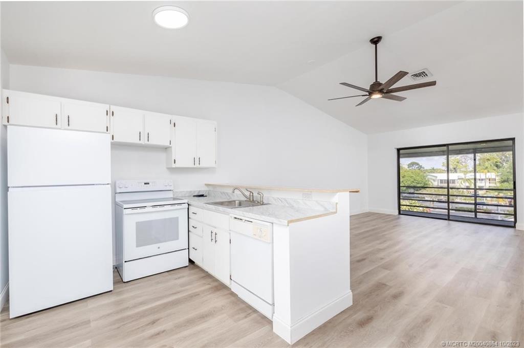 800 Northwest Fork Road, Unit 1013P Stuart, FL 34994 - Photo 8 of 50 Gallery Image 8