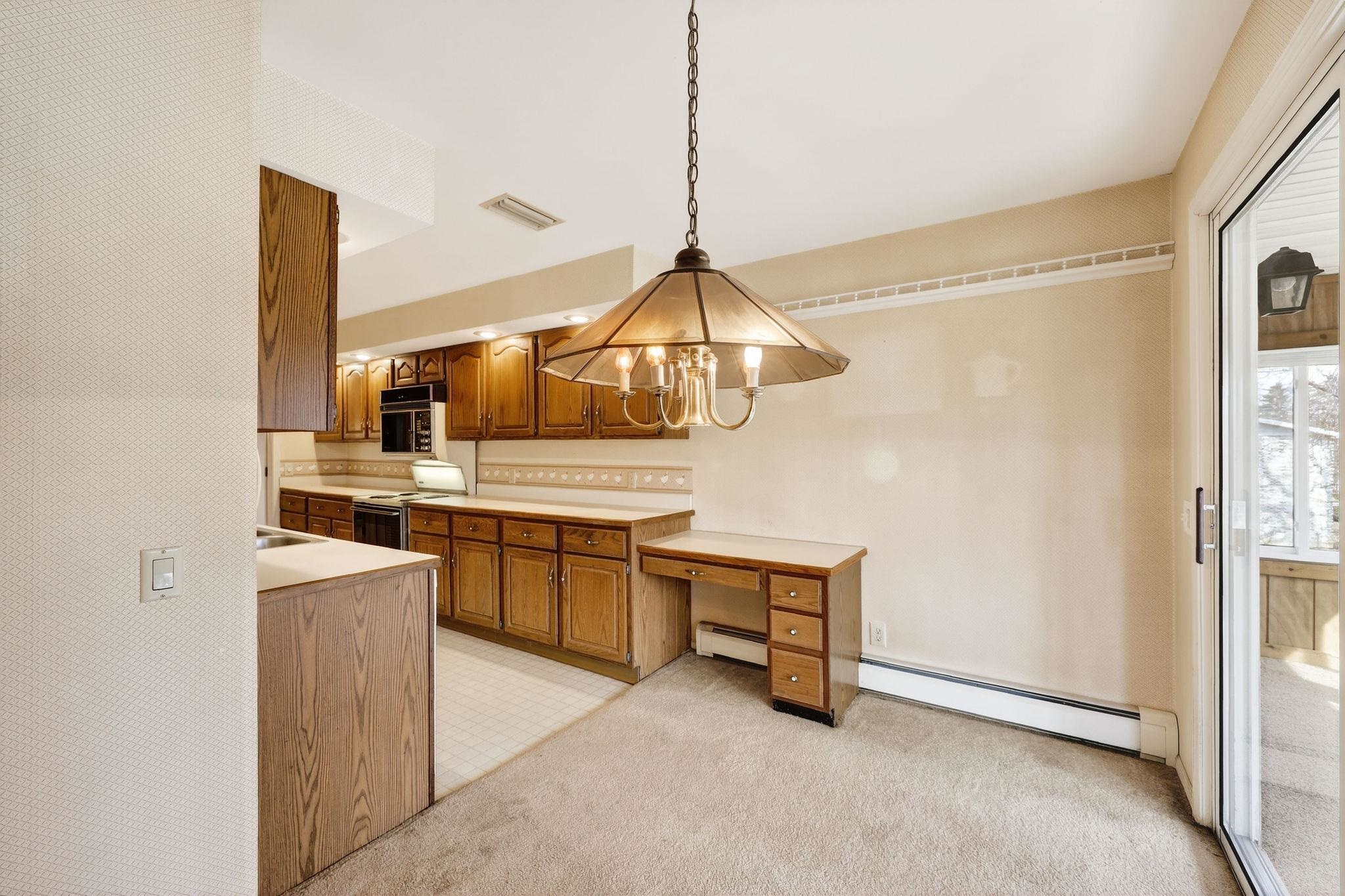 1506 Wheeler Road, Unit H Madison, WI 53704 - Photo 23 of 43