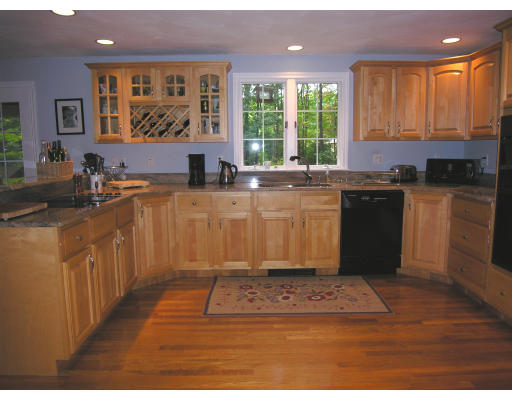 8 Beaver Brook Road Littleton, MA 01460 - Photo 11 of 30 Gallery Image 11