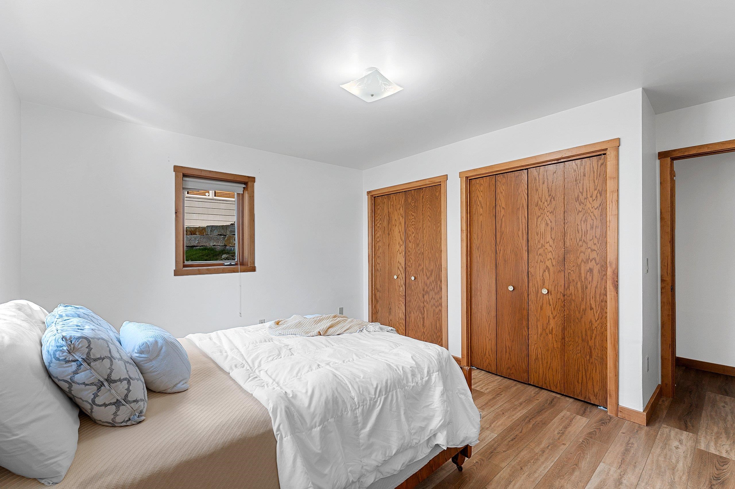 5153 Edgewater Beach Road Green Bay, WI 54311 - Photo 37 of 48