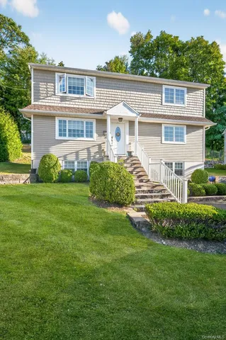 $4,200 | 10 Lee Gray Court, Glen Cove, NY 11542