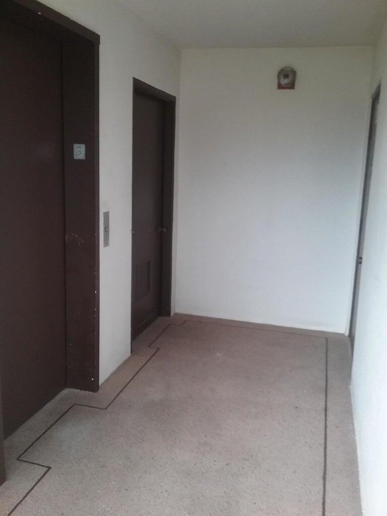 203 Suffolk F, Unit E Boca Raton, FL 33434 - Photo 14 of 27 elevator