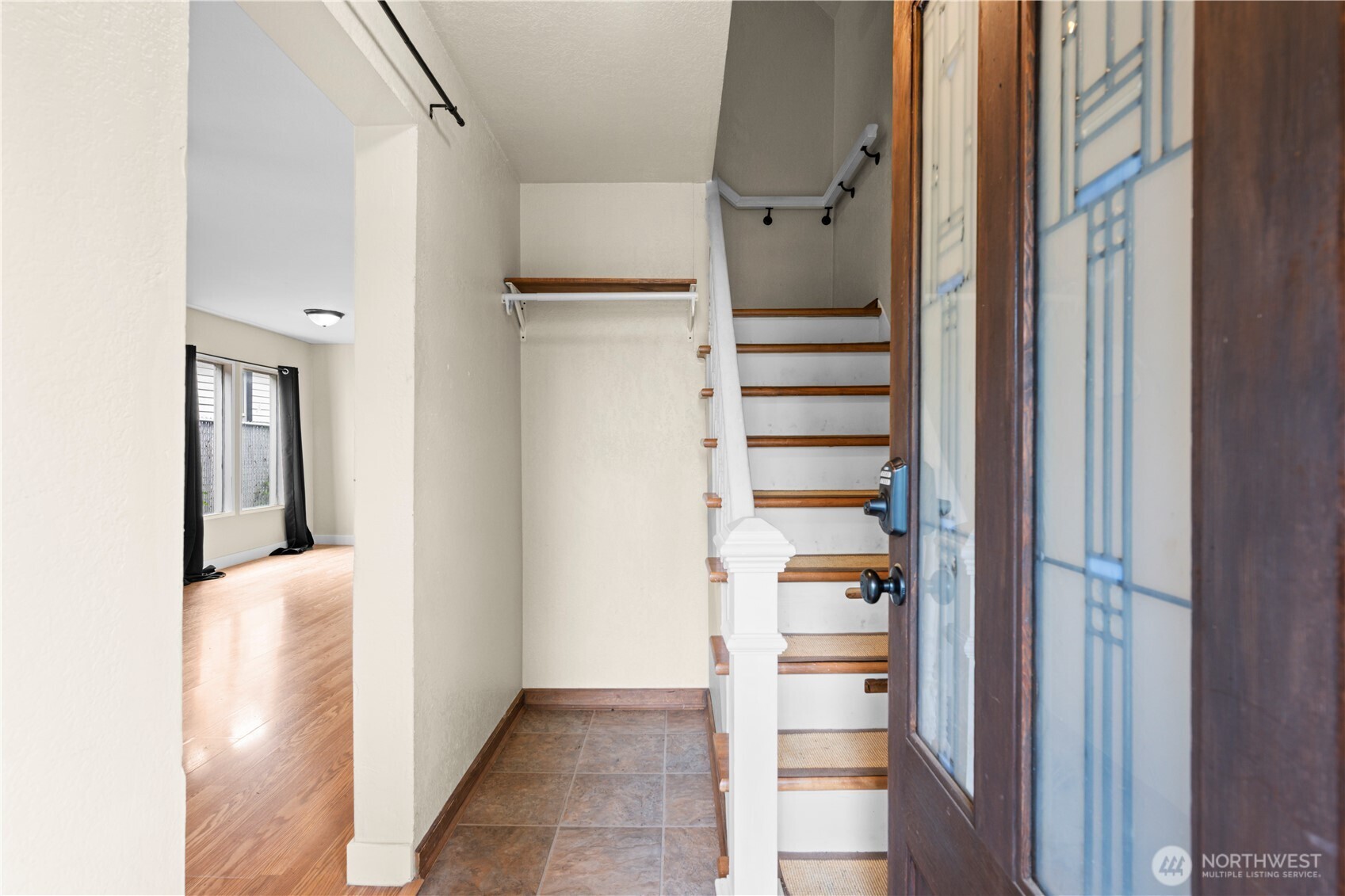 2410 State Street Everett, WA 98201 - Photo 5 of 24