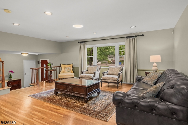 9 Lexington Road Bernards, NJ 07920 - Photo 15 of 50