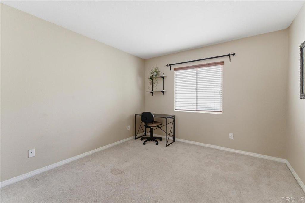 745 Helmsdale Road San Marcos, CA 92069 - Photo 20 of 38