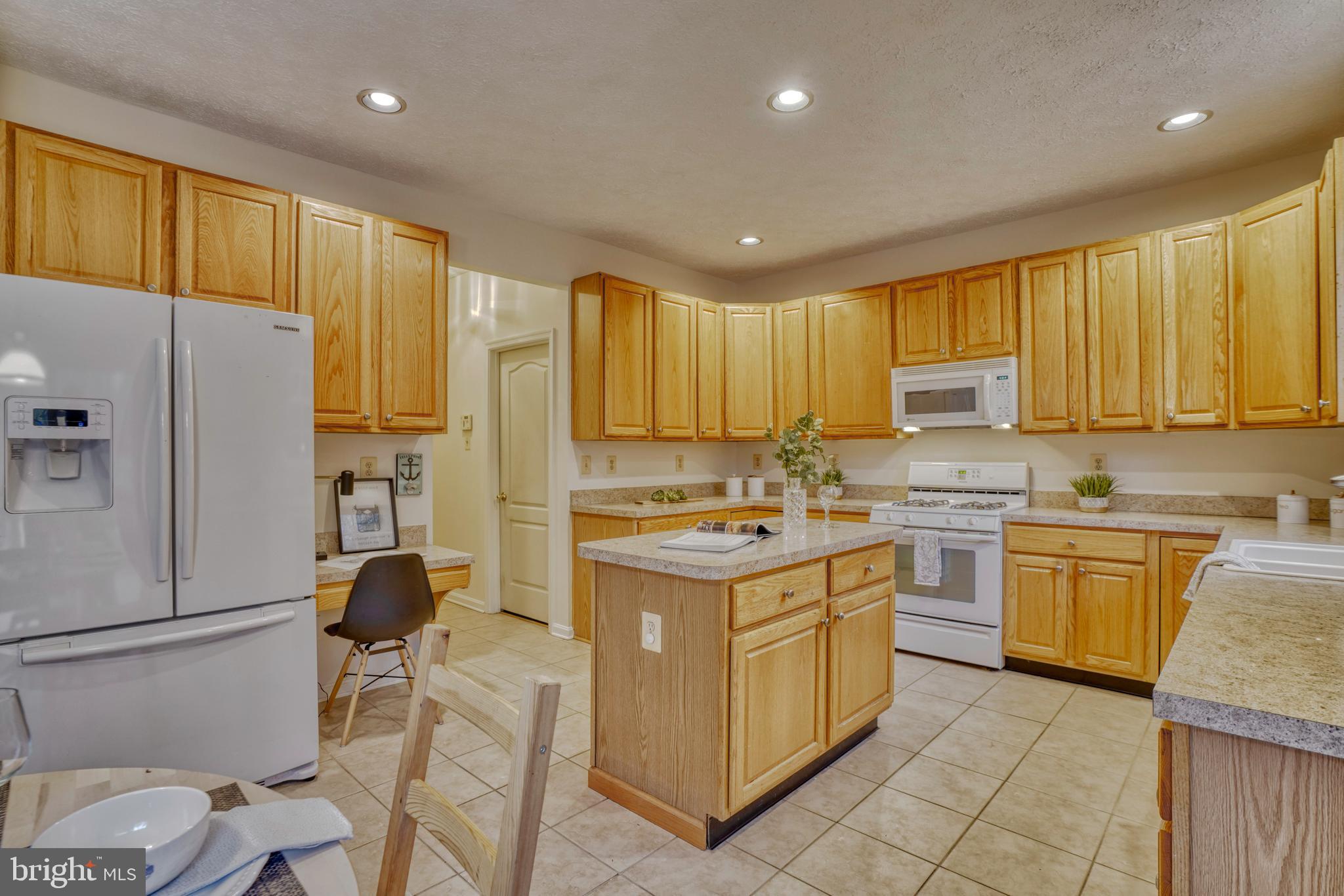 119 Spry Island Road Joppa, MD 21085 - Photo 18 of 73 Kitchen Desk Area