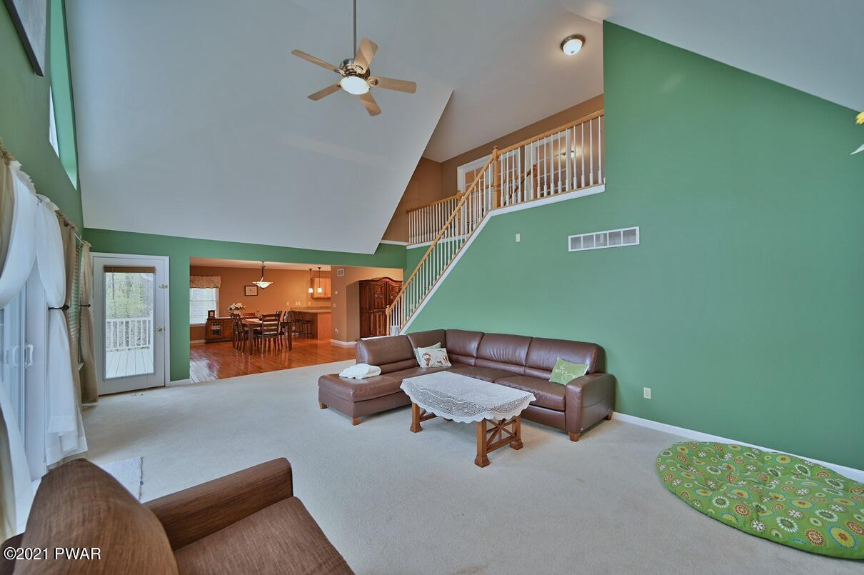 116 Bridle Road Lackawaxen, PA 18435 - Photo 9 of 122