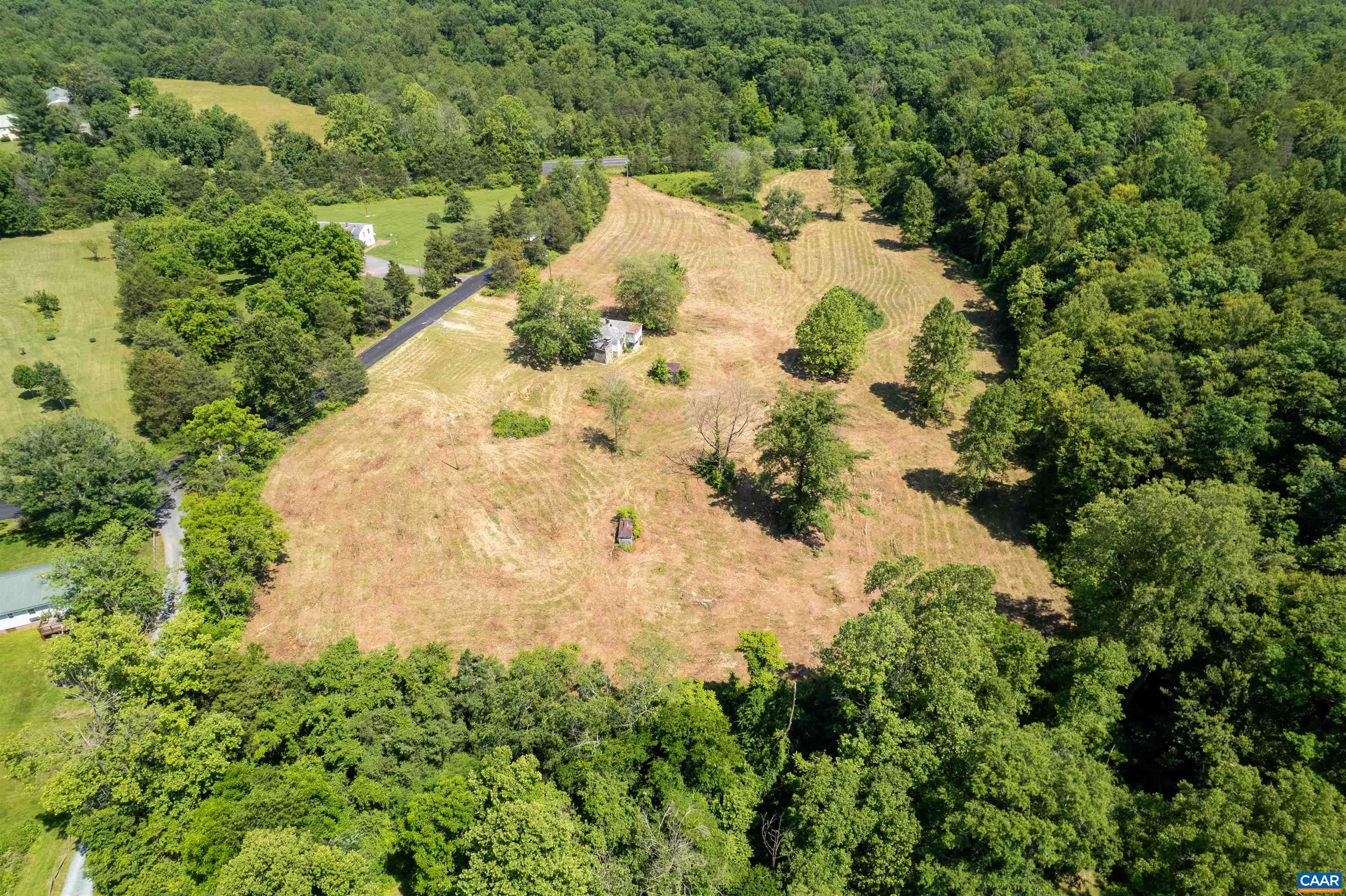 1467 Harris Creek Road Charlottesville, VA 22902 - Photo 18 of 41