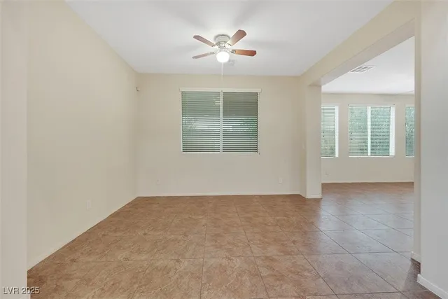 $2,150 | 6125 Sugartree Avenue, Las Vegas, NV 89141