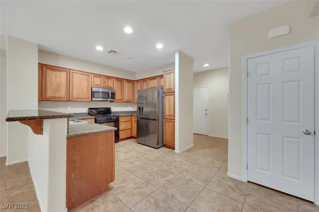 $2,150 | 6125 Sugartree Avenue, Las Vegas, NV 89141