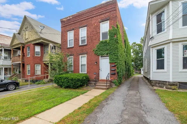 $325,000 | 944 Park Avenue, Schenectady, NY 12308