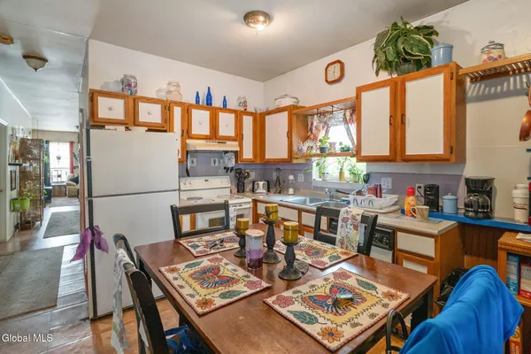 $325,000 | 944 Park Avenue, Schenectady, NY 12308