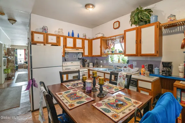 $325,000 | 944 Park Avenue, Schenectady, NY 12308