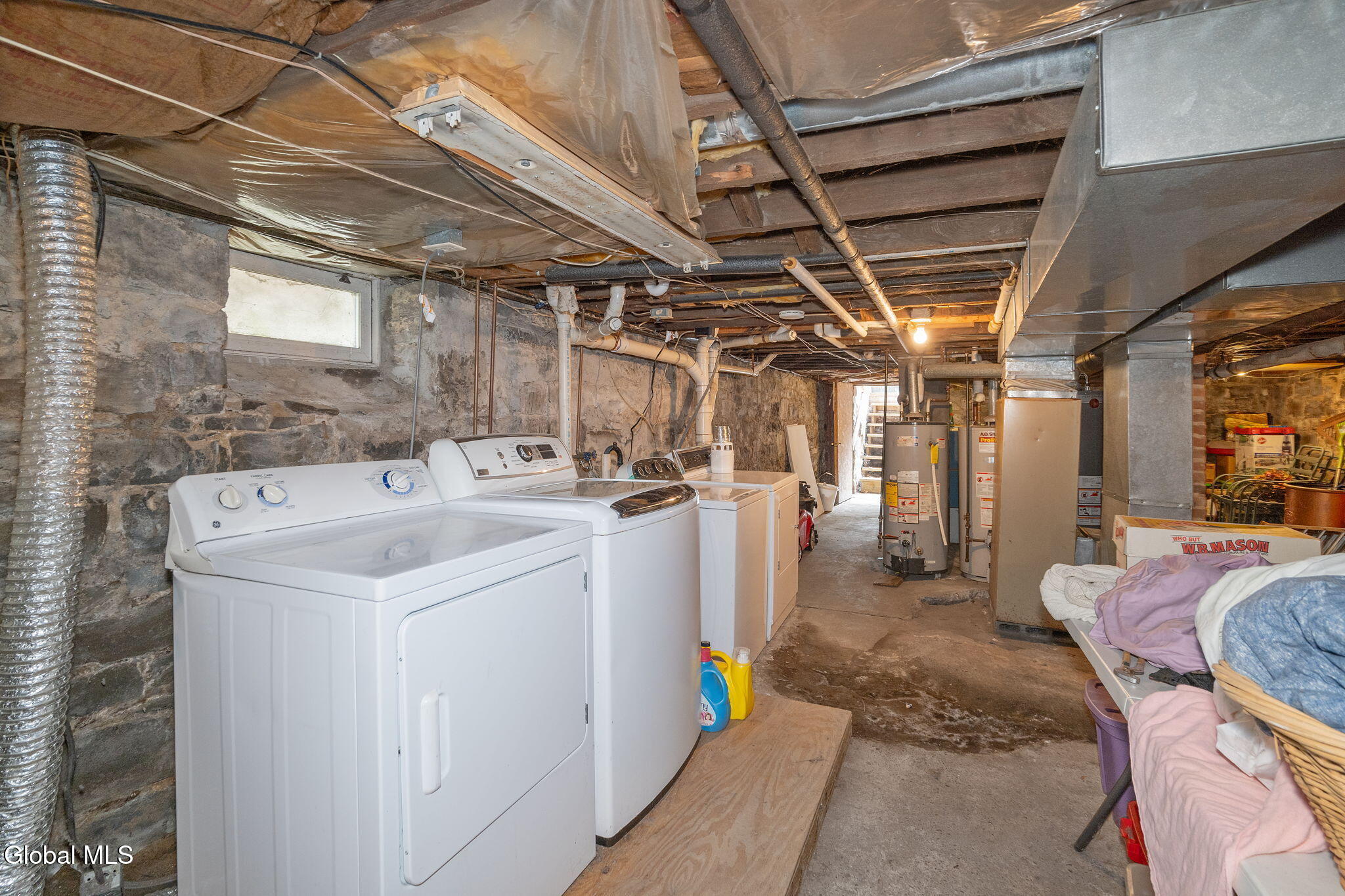 944 Park Avenue Schenectady, NY 12308 - Photo 10 of 12 16-944ParkAve_16