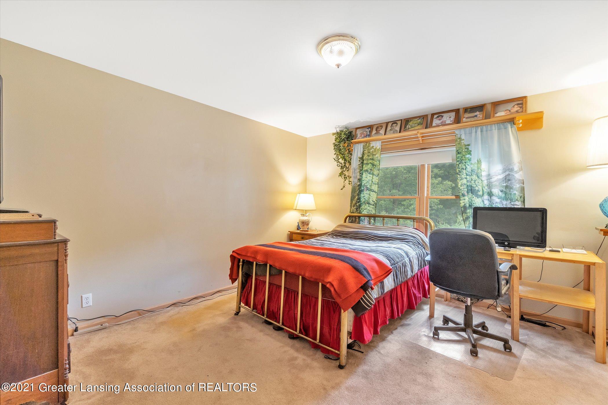 399 Walnut Street Dimondale, MI 48821 - Photo 20 of 35 28-untitled-28