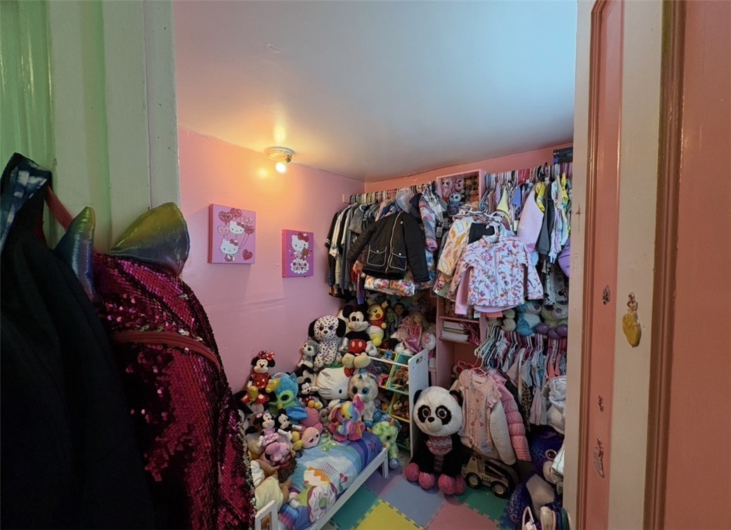 79 Scrantom Street Rochester, NY 14605 - Photo 21 of 36