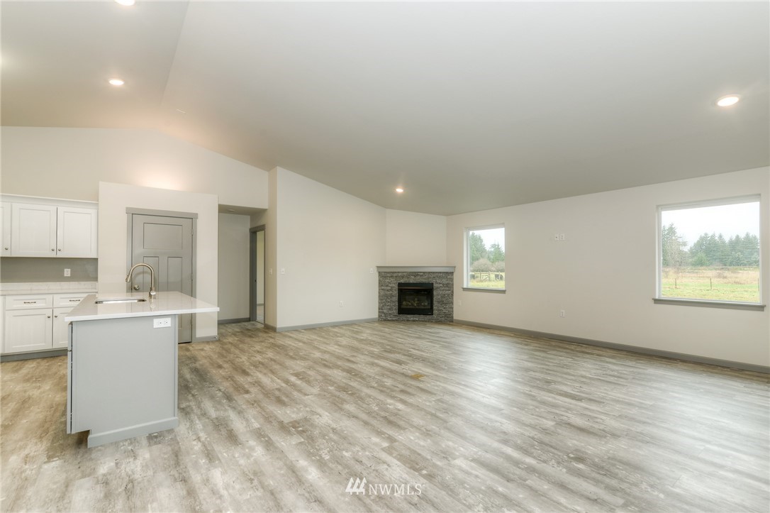 8426 183rd Avenue Southwest, Unit 3 Rochester, WA 98579 - Photo 10 of 30