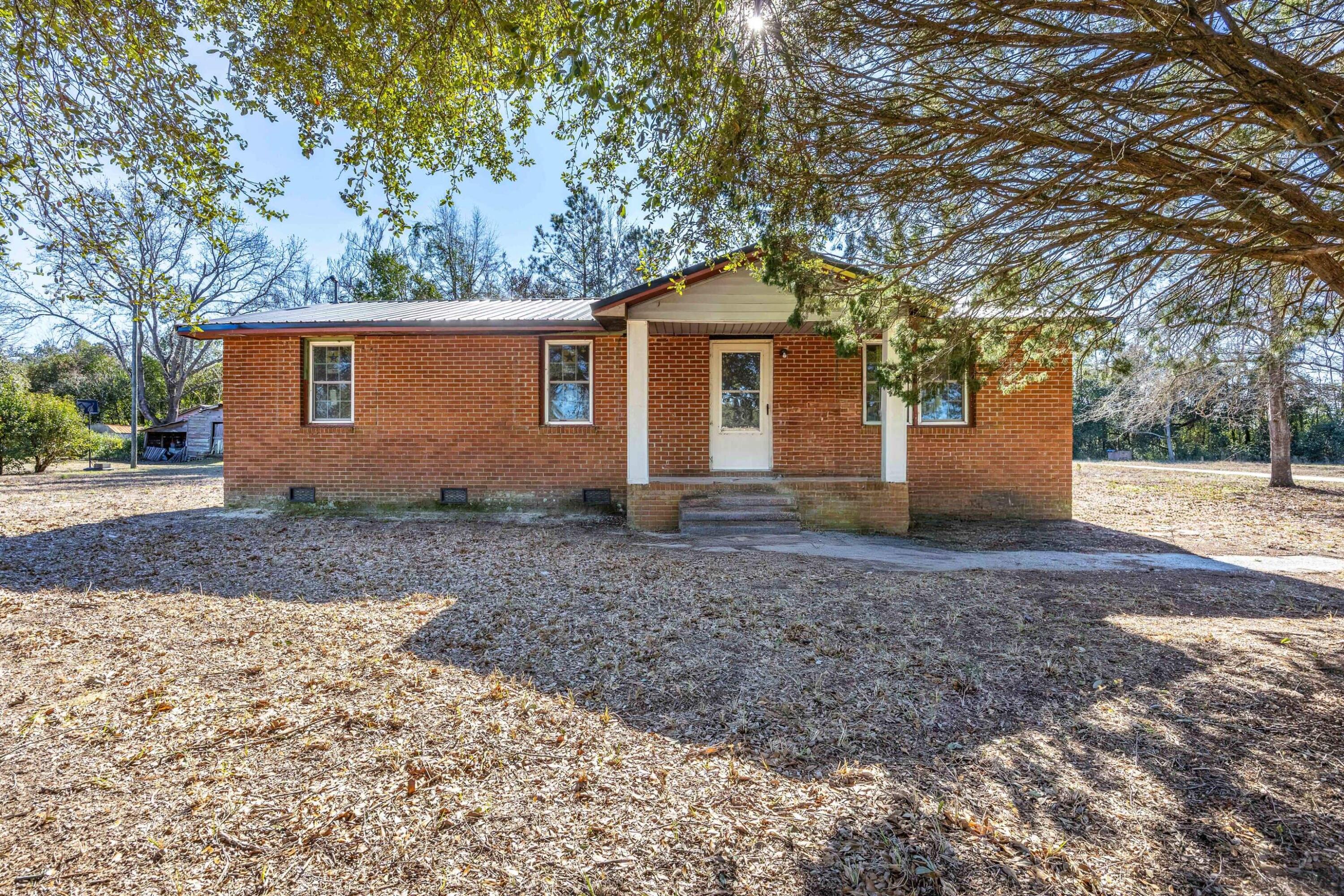 573 Race Track Road Elloree, SC 29047 - Photo 1 of 16 11_hdr mls (1 of 1)-3