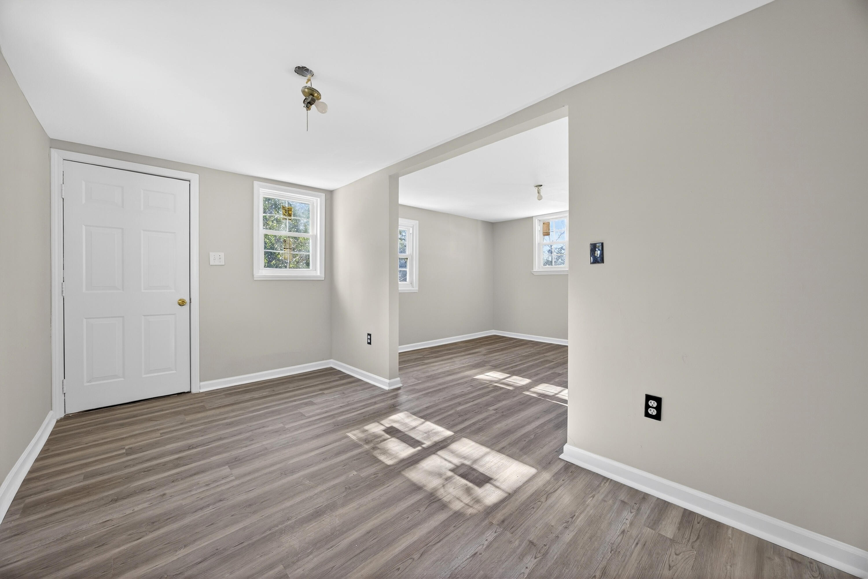 573 Race Track Road Elloree, SC 29047 - Photo 13 of 16 23_hdr mls (16 of 25)