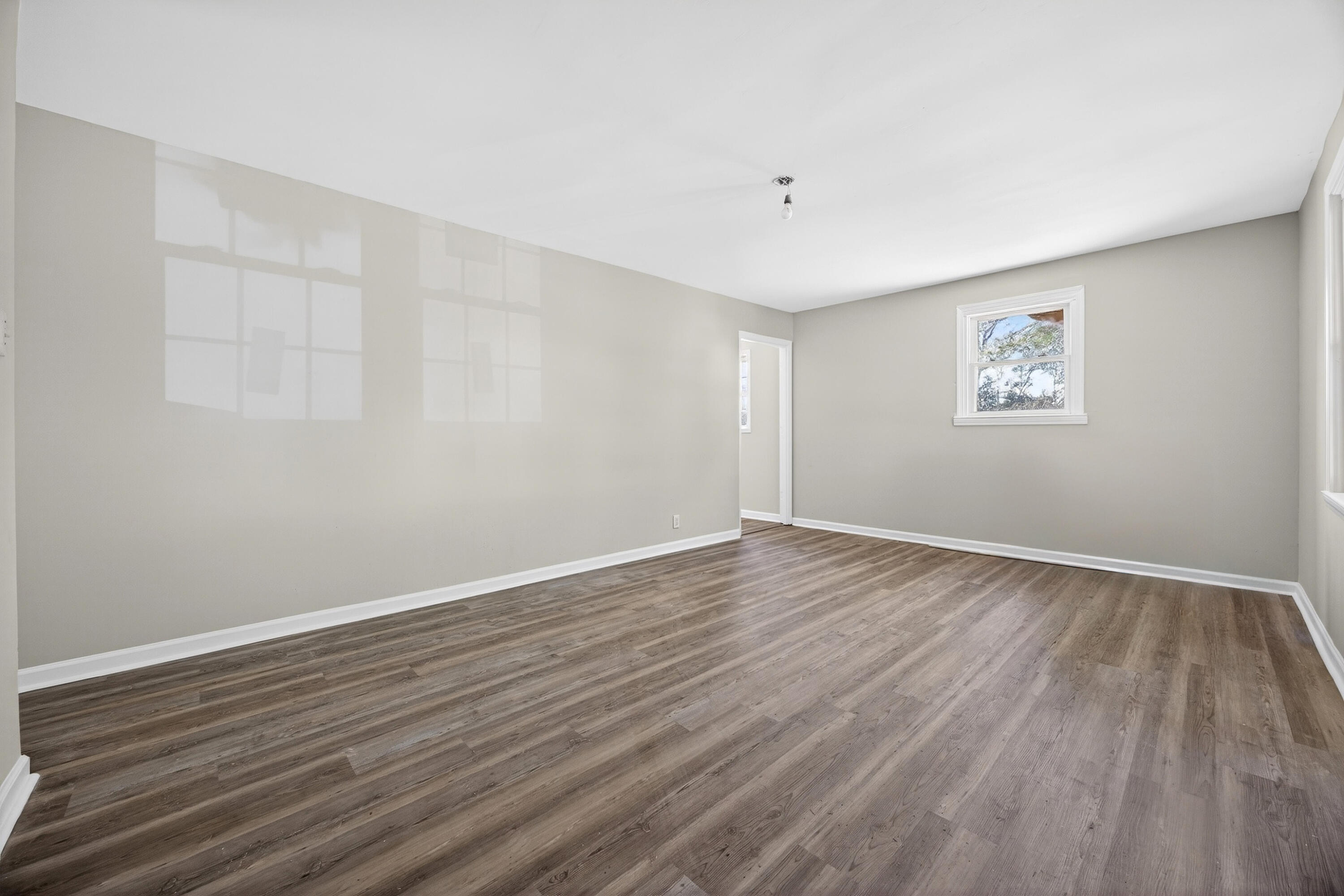 573 Race Track Road Elloree, SC 29047 - Photo 7 of 16 14_hdr mls (1 of 25)