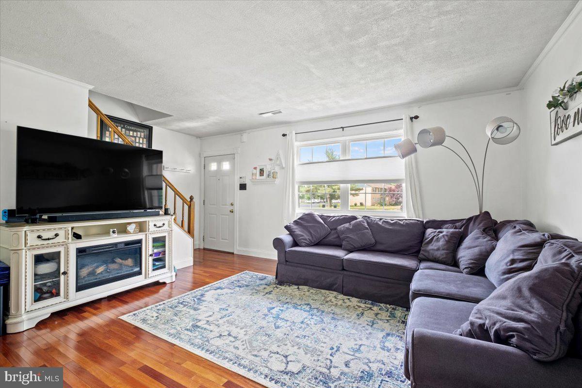 146 Eaves Mill Road Medford, NJ 08055 - Photo 4 of 29 Gallery Image 4