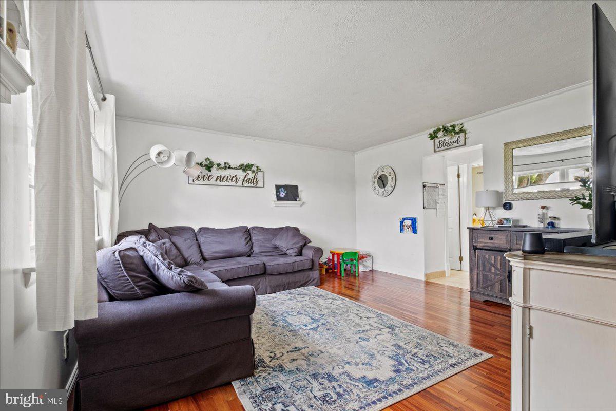 146 Eaves Mill Road Medford, NJ 08055 - Photo 5 of 29 Gallery Image 5