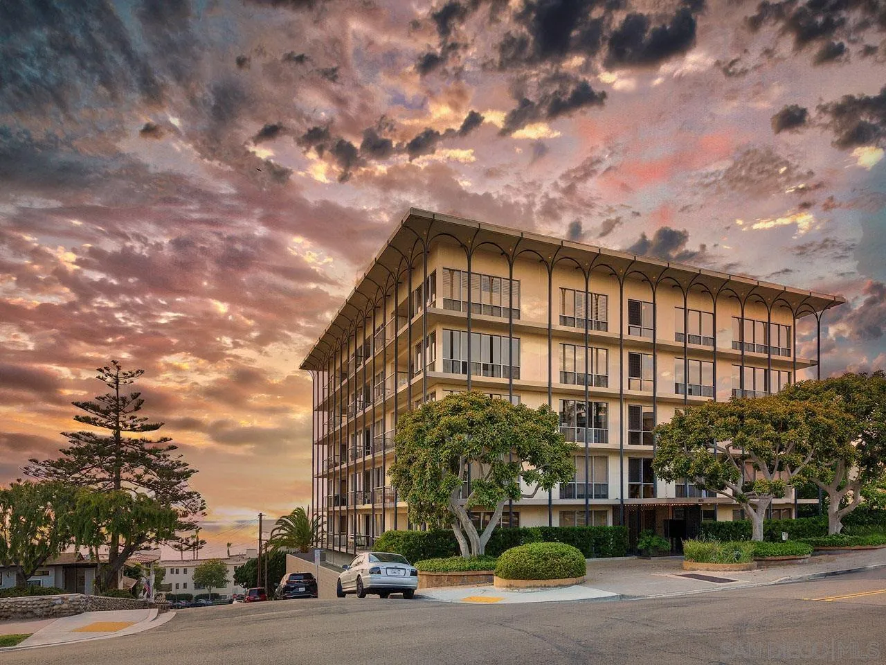 800 Prospect Street, Unit 4A La Jolla, CA 92037 - Photo 1 of 34 a front view of a building