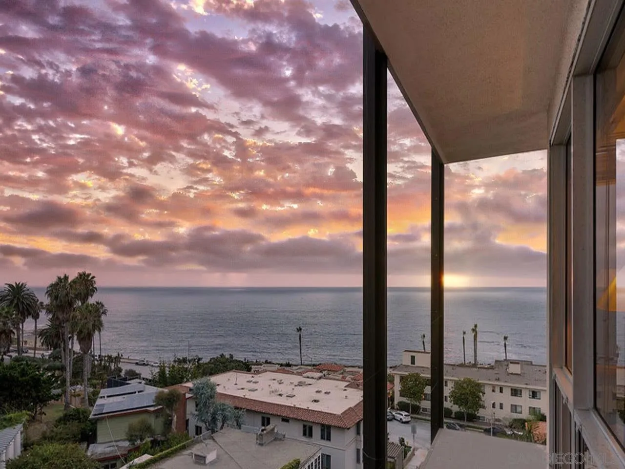 800 Prospect Street, Unit 4A La Jolla, CA 92037 - Photo 9 of 34 a view of a terrace with city view