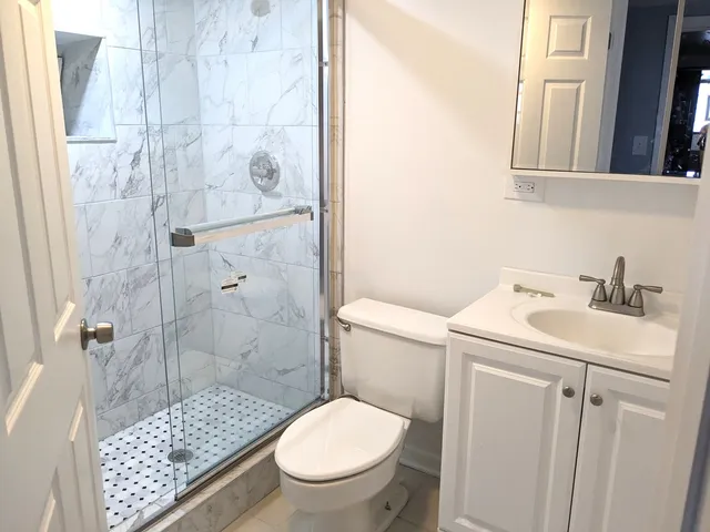 $1,600 | 5627 North Campbell Avenue, Unit G, Chicago, IL 60659