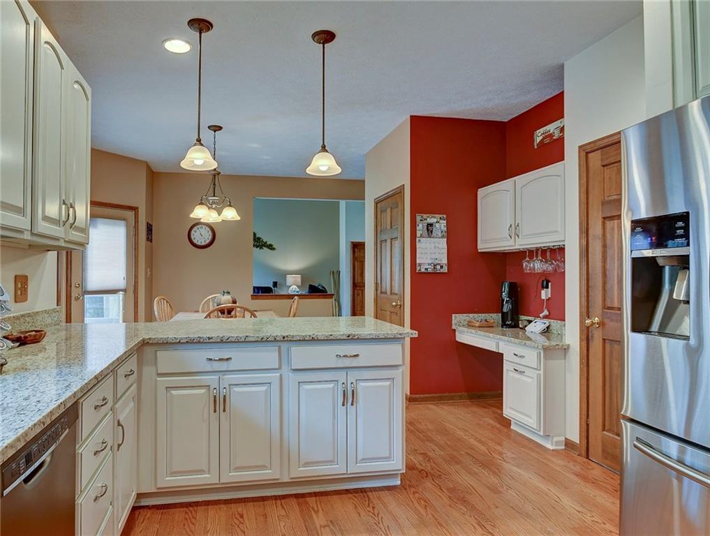 6681 Riverside Way Fishers, IN 46038 - Photo 8 of 24 Gallery Image 8