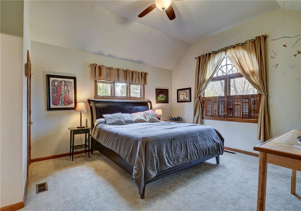 6681 Riverside Way Fishers, IN 46038 - Photo 9 of 24 Gallery Image 9